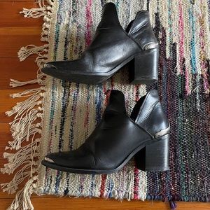 Steve Madden Posey Ankle Bootie, US Women’s 9